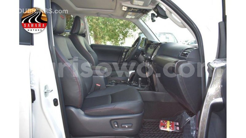 Big with watermark toyota hiace benin import dubai 7015