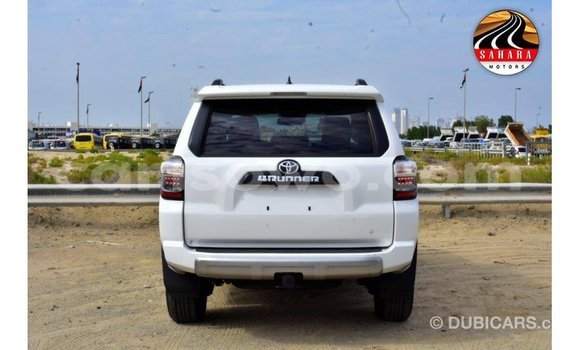 Buy Import Toyota HiAce White Truck in Import - Dubai in Benign Buy Import Toyota HiAce White Truck in Import - Dubai in Benign