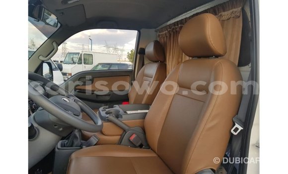 Ra Imported Kia Carens funfun Ọkọ̀ in Import - Dubai ni Benin Ra Imported Kia Carens funfun Ọkọ̀ in Import - Dubai ni Benin