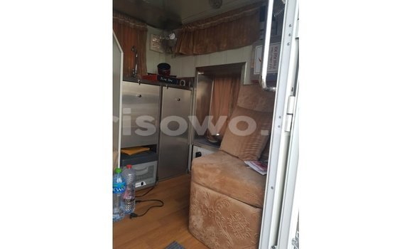 Ra Imported Kia Carens funfun Ọkọ̀ in Import - Dubai ni Benin Ra Imported Kia Carens funfun Ọkọ̀ in Import - Dubai ni Benin