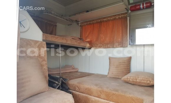 Ra Imported Kia Carens funfun Ọkọ̀ in Import - Dubai ni Benin Ra Imported Kia Carens funfun Ọkọ̀ in Import - Dubai ni Benin