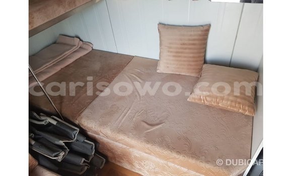 Ra Imported Kia Carens funfun Ọkọ̀ in Import - Dubai ni Benin Ra Imported Kia Carens funfun Ọkọ̀ in Import - Dubai ni Benin