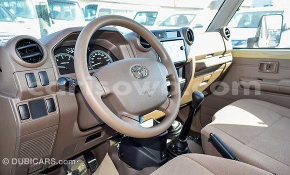 Sayi Imported Toyota Land Cruiser M Mota in Import - Dubai a Benin Sayi Imported Toyota Land Cruiser M Mota in Import - Dubai a Benin