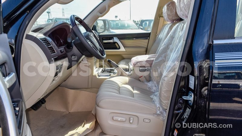 Big with watermark toyota land cruiser benin import dubai 7034