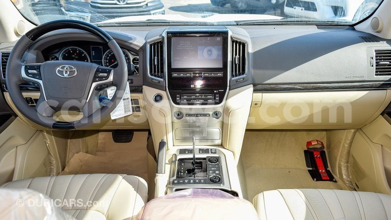 Big with watermark toyota land cruiser benin import dubai 7034