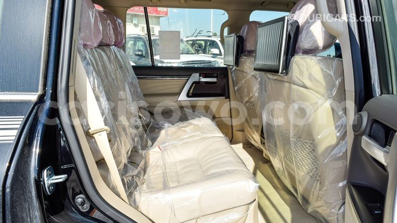 Big with watermark toyota land cruiser benin import dubai 7034