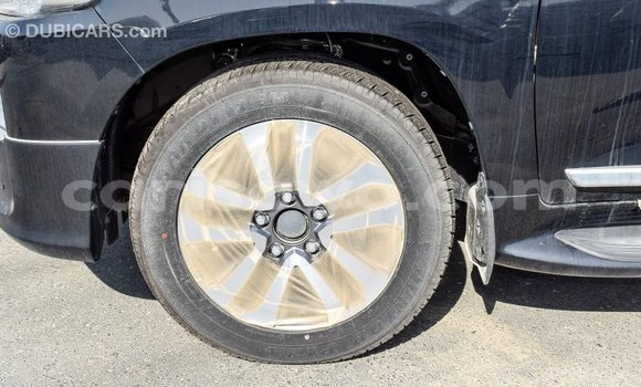Sayi Imported Toyota Land Cruiser Black Mota in Import - Dubai a Benin Sayi Imported Toyota Land Cruiser Black Mota in Import - Dubai a Benin