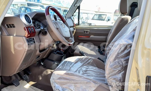 Buy Import Toyota Land Cruiser Beige Car in Import - Dubai in Benign Buy Import Toyota Land Cruiser Beige Car in Import - Dubai in Benign