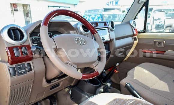 Buy Import Toyota Land Cruiser Beige Car in Import - Dubai in Benign Buy Import Toyota Land Cruiser Beige Car in Import - Dubai in Benign
