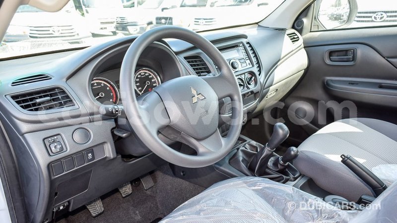 Big with watermark mitsubishi l200 benin import dubai 7038