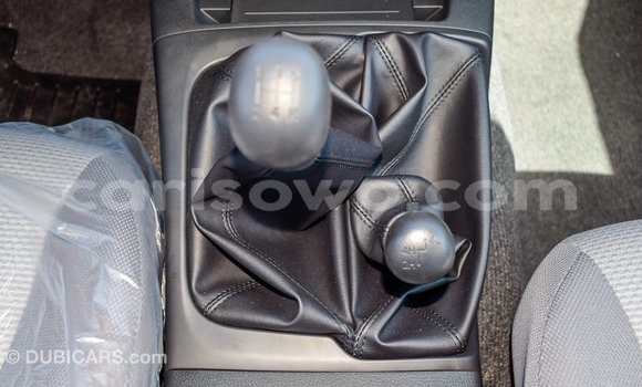 Sayi Imported Mitsubishi L200 White Mota in Import - Dubai a Benin Sayi Imported Mitsubishi L200 White Mota in Import - Dubai a Benin