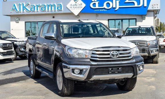 Sayi Imported Toyota Hilux Sauran Mota in Import - Dubai a Benin Sayi Imported Toyota Hilux Sauran Mota in Import - Dubai a Benin