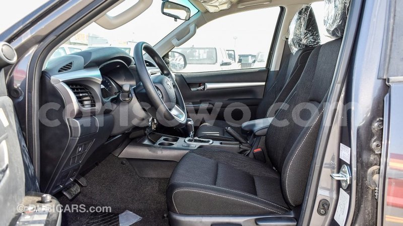 Big with watermark toyota hilux benin import dubai 7039