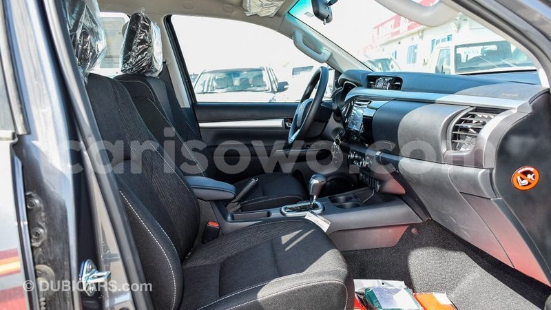 Big with watermark toyota hilux benin import dubai 7039