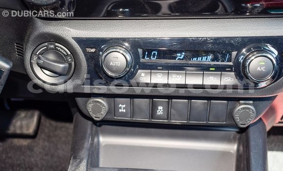 Sayi Imported Toyota Hilux Sauran Mota in Import - Dubai a Benin Sayi Imported Toyota Hilux Sauran Mota in Import - Dubai a Benin