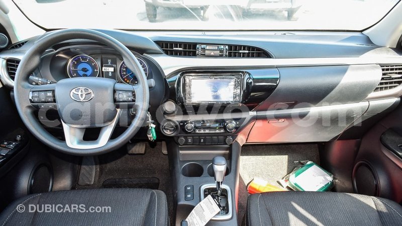 Big with watermark toyota hilux benin import dubai 7040