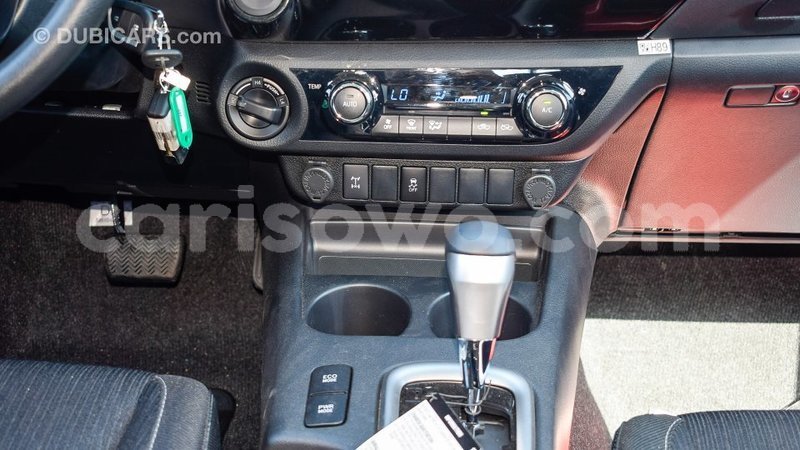 Big with watermark toyota hilux benin import dubai 7040