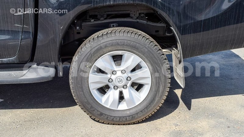 Big with watermark toyota hilux benin import dubai 7040