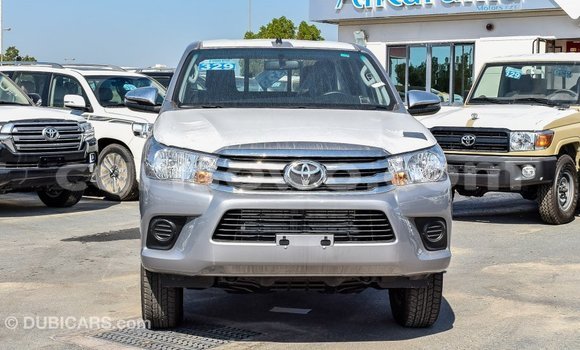 Sayi Imported Toyota Hilux Sauran Mota in Import - Dubai a Benin Sayi Imported Toyota Hilux Sauran Mota in Import - Dubai a Benin
