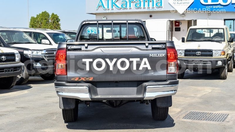 Big with watermark toyota hilux benin import dubai 7043