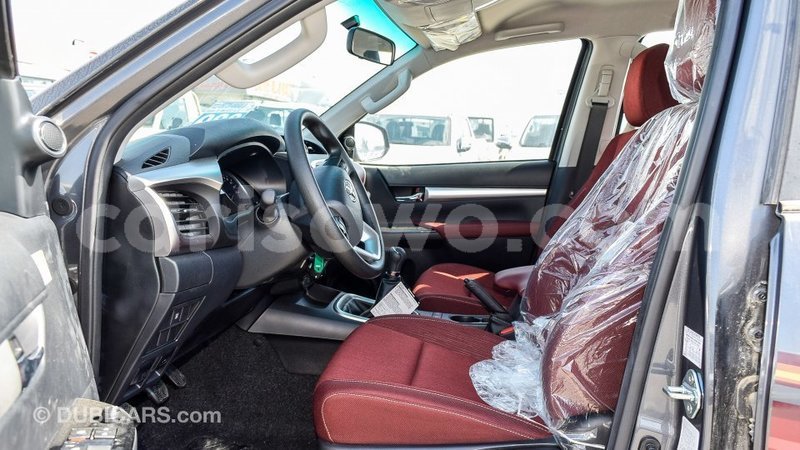 Big with watermark toyota hilux benin import dubai 7044