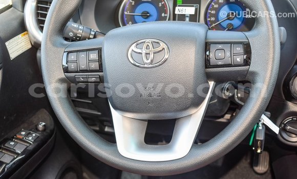 Sayi Imported Toyota Hilux Sauran Mota in Import - Dubai a Benin Sayi Imported Toyota Hilux Sauran Mota in Import - Dubai a Benin