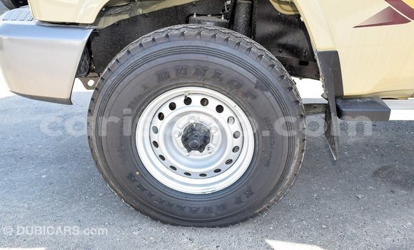 Sayi Imported Toyota Land Cruiser M Mota in Import - Dubai a Benin Sayi Imported Toyota Land Cruiser M Mota in Import - Dubai a Benin