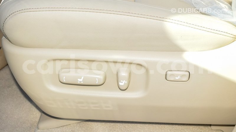 Big with watermark toyota land cruiser benin import dubai 7049