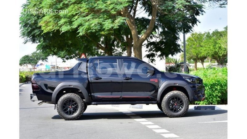 Big with watermark toyota hilux benin import dubai 7054