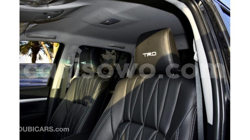 Big with watermark toyota hilux benin import dubai 7054