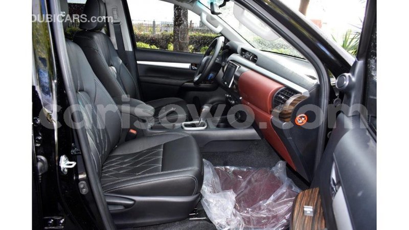 Big with watermark toyota hilux benin import dubai 7054