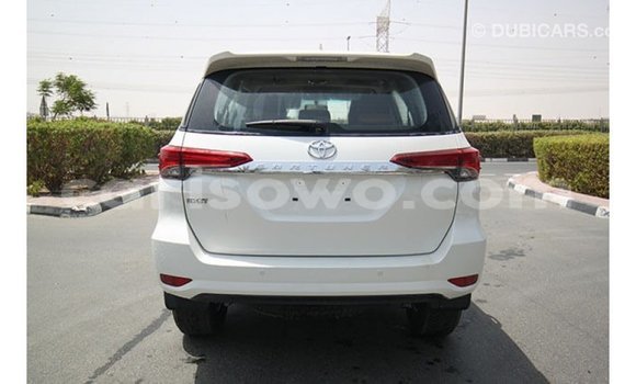 Buy Import Toyota Fortuner White Car in Import - Dubai in Benign Buy Import Toyota Fortuner White Car in Import - Dubai in Benign