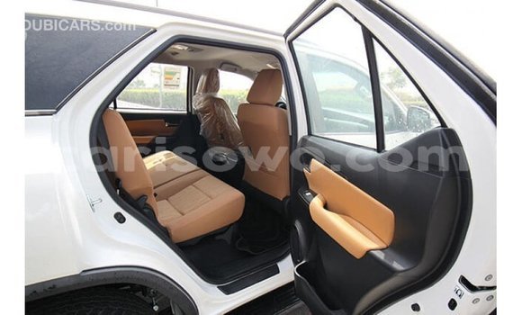 Buy Import Toyota Fortuner White Car in Import - Dubai in Benign Buy Import Toyota Fortuner White Car in Import - Dubai in Benign
