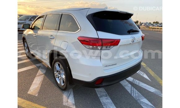 Ra Imported Toyota Highlander funfun Ọkọ̀ in Import - Dubai ni Benin Ra Imported Toyota Highlander funfun Ọkọ̀ in Import - Dubai ni Benin