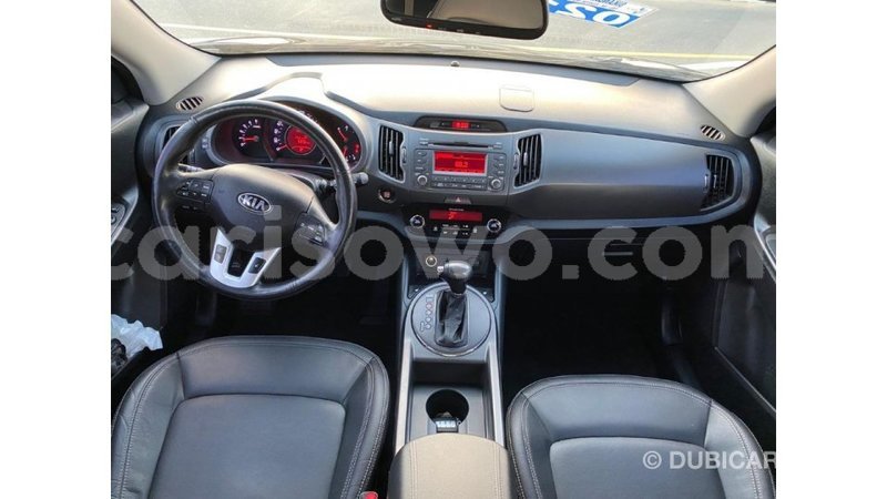 Big with watermark kia sportage benin import dubai 7068