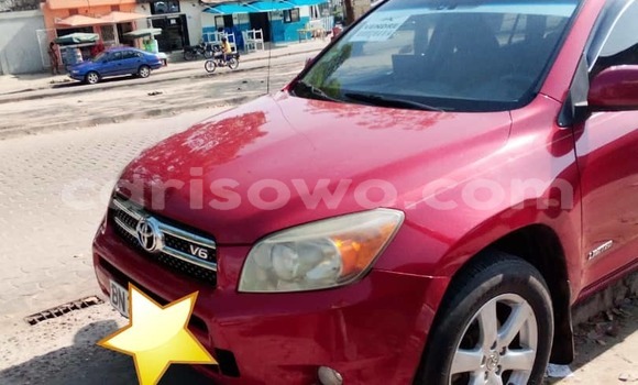 Sayi Na hannu Toyota RAV4 Red Mota in Cotonou a Benin Sayi Na hannu Toyota RAV4 Red Mota in Cotonou a Benin