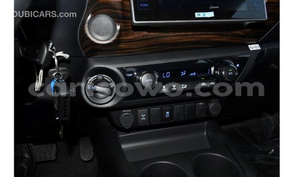 Acheter Import Voiture Toyota Hilux Autre à Import - Dubai, Benin Acheter Import Voiture Toyota Hilux Autre à Import - Dubai, Benin