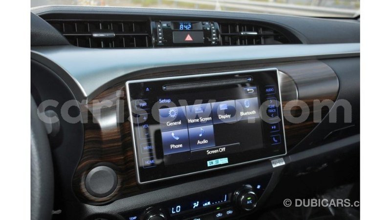 Big with watermark toyota hilux benin import dubai 7109