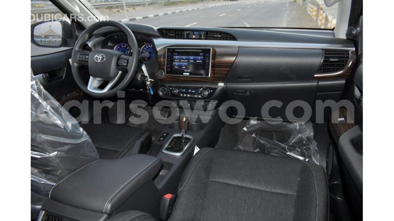 Big with watermark toyota hilux benin import dubai 7109