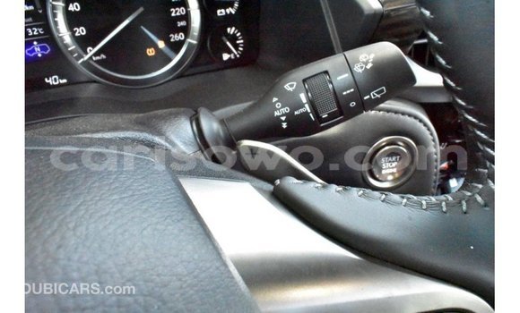 Acheter Import Voiture Lexus LX Noir à Import - Dubai, Benin Acheter Import Voiture Lexus LX Noir à Import - Dubai, Benin