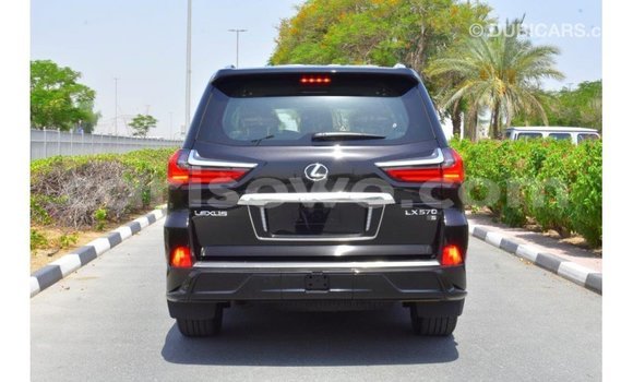 Acheter Import Voiture Lexus LX Noir à Import - Dubai, Benin Acheter Import Voiture Lexus LX Noir à Import - Dubai, Benin
