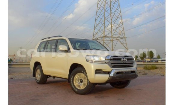Acheter Import Voiture Toyota Land Cruiser Blanc à Import - Dubai, Benin Acheter Import Voiture Toyota Land Cruiser Blanc à Import - Dubai, Benin