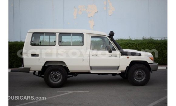 Buy Import Toyota Land Cruiser White Car in Import - Dubai in Benign Buy Import Toyota Land Cruiser White Car in Import - Dubai in Benign