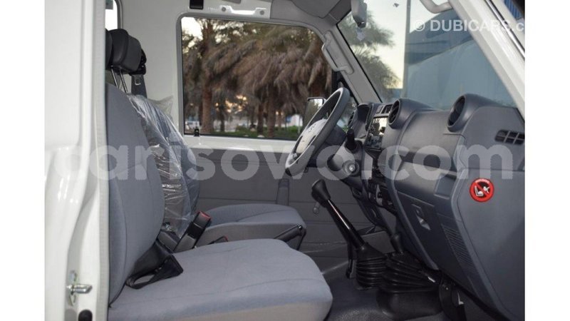 Big with watermark toyota land cruiser benin import dubai 7121