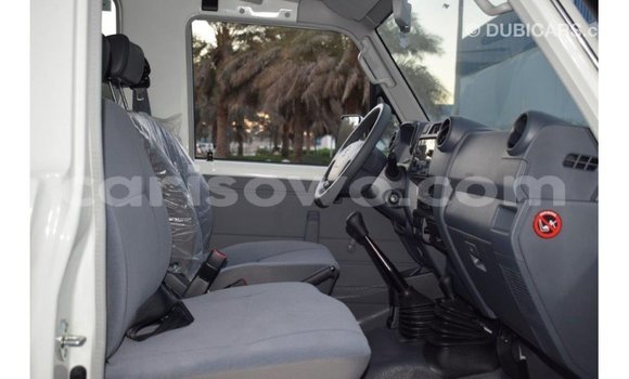 Buy Import Toyota Land Cruiser White Car in Import - Dubai in Benign Buy Import Toyota Land Cruiser White Car in Import - Dubai in Benign