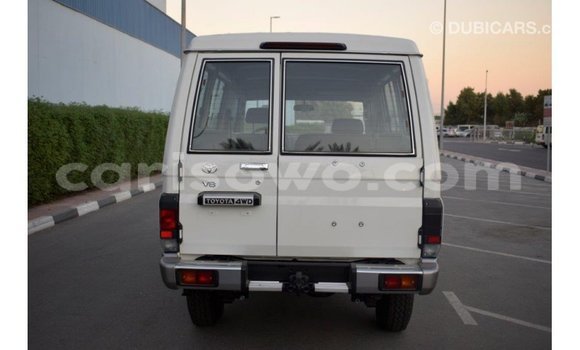 Buy Import Toyota Land Cruiser White Car in Import - Dubai in Benign Buy Import Toyota Land Cruiser White Car in Import - Dubai in Benign