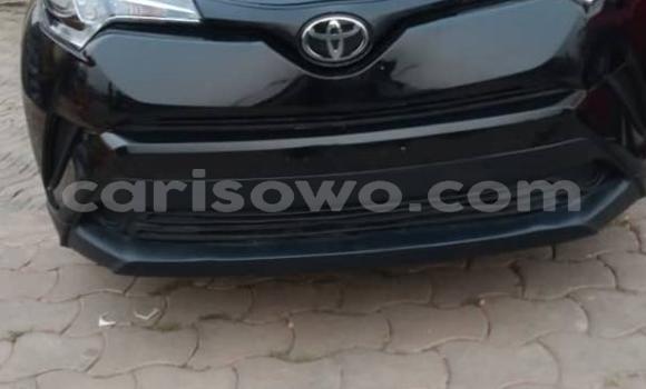 Ra Tuntun Toyota C-HR Black Ọkọ̀ in Cotonou ni Benin Ra Tuntun Toyota C-HR Black Ọkọ̀ in Cotonou ni Benin