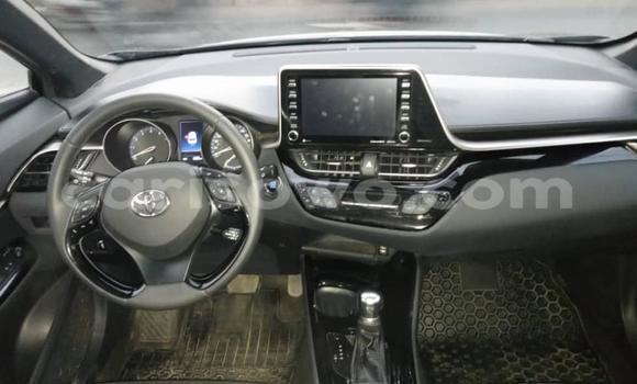 Ra Tuntun Toyota C-HR Black Ọkọ̀ in Cotonou ni Benin Ra Tuntun Toyota C-HR Black Ọkọ̀ in Cotonou ni Benin