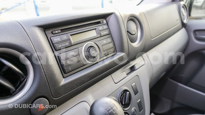 Big with watermark nissan urvan benin import dubai 7129