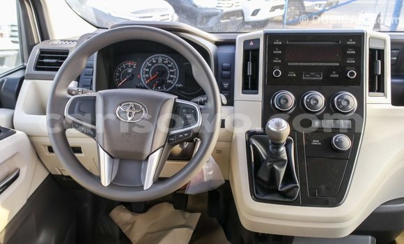 Ra Imported Toyota Hiace funfun Ọkọ̀ in Import - Dubai ni Benin Ra Imported Toyota Hiace funfun Ọkọ̀ in Import - Dubai ni Benin